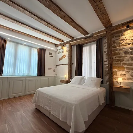 L'ecrin De Berthe Molly Colmar